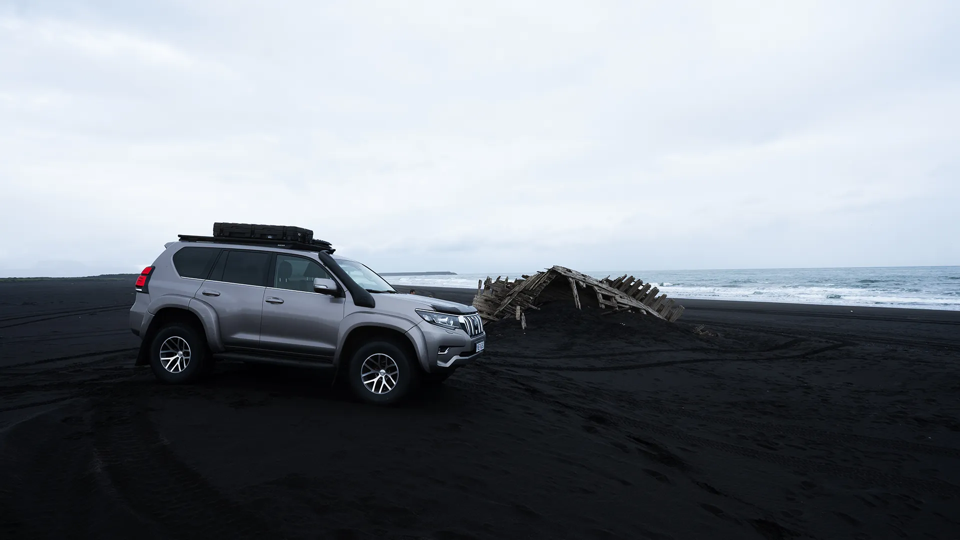 Iceland private superjeep tour Black Sand Beach shipwreck